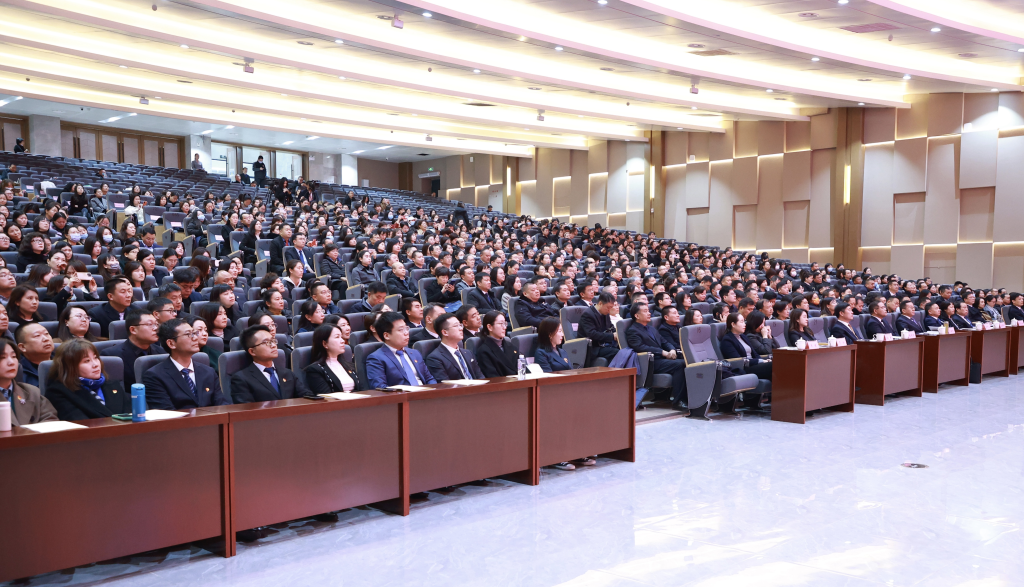 郑东新区召开2024年度教育工作会，2024年多所学校将投入使用