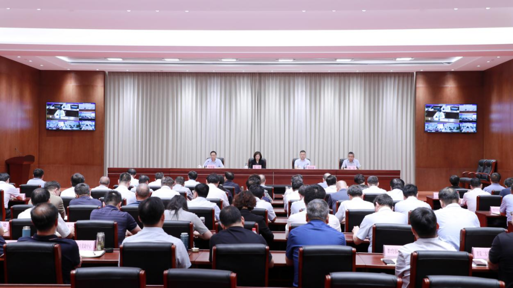 河南省委教育工委、省教育厅召开全省教育系统集中整治群众身边不正之风和腐败问题推进会