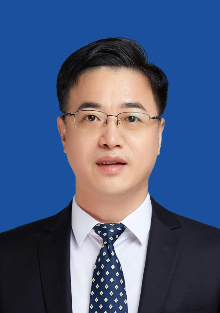 985副校长，履新教育部司长！