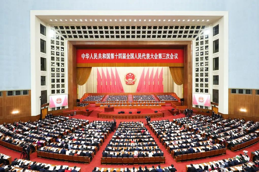 政府工作报告中的教育、科技、人才